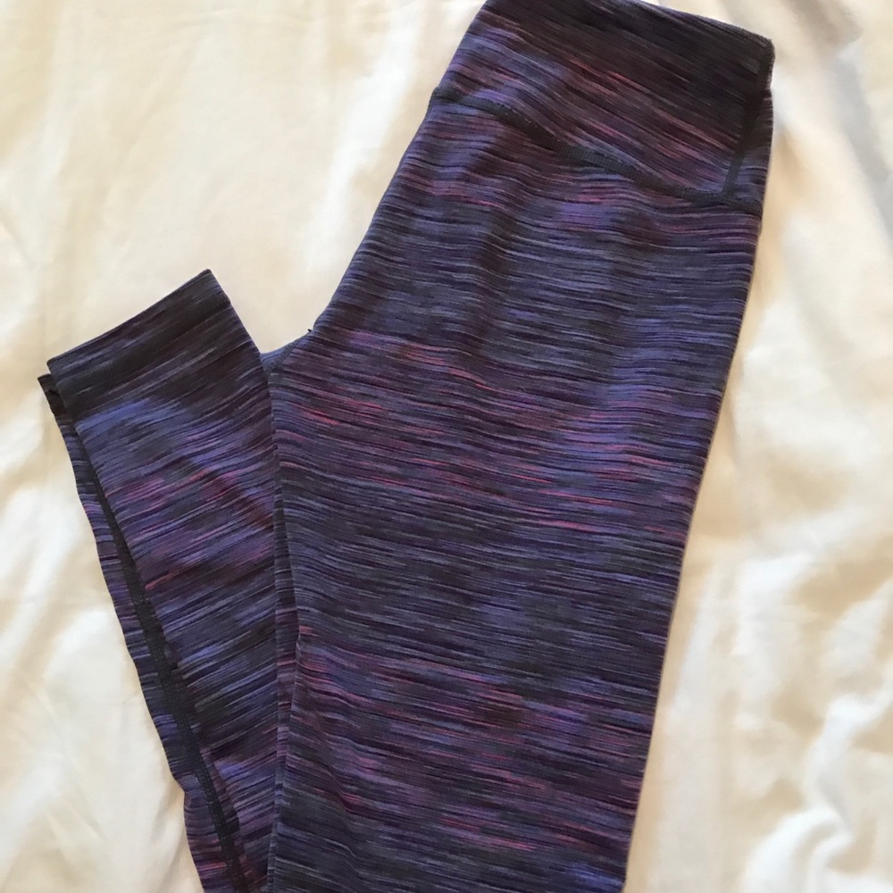 Great condition Zella pants! Super cute!
